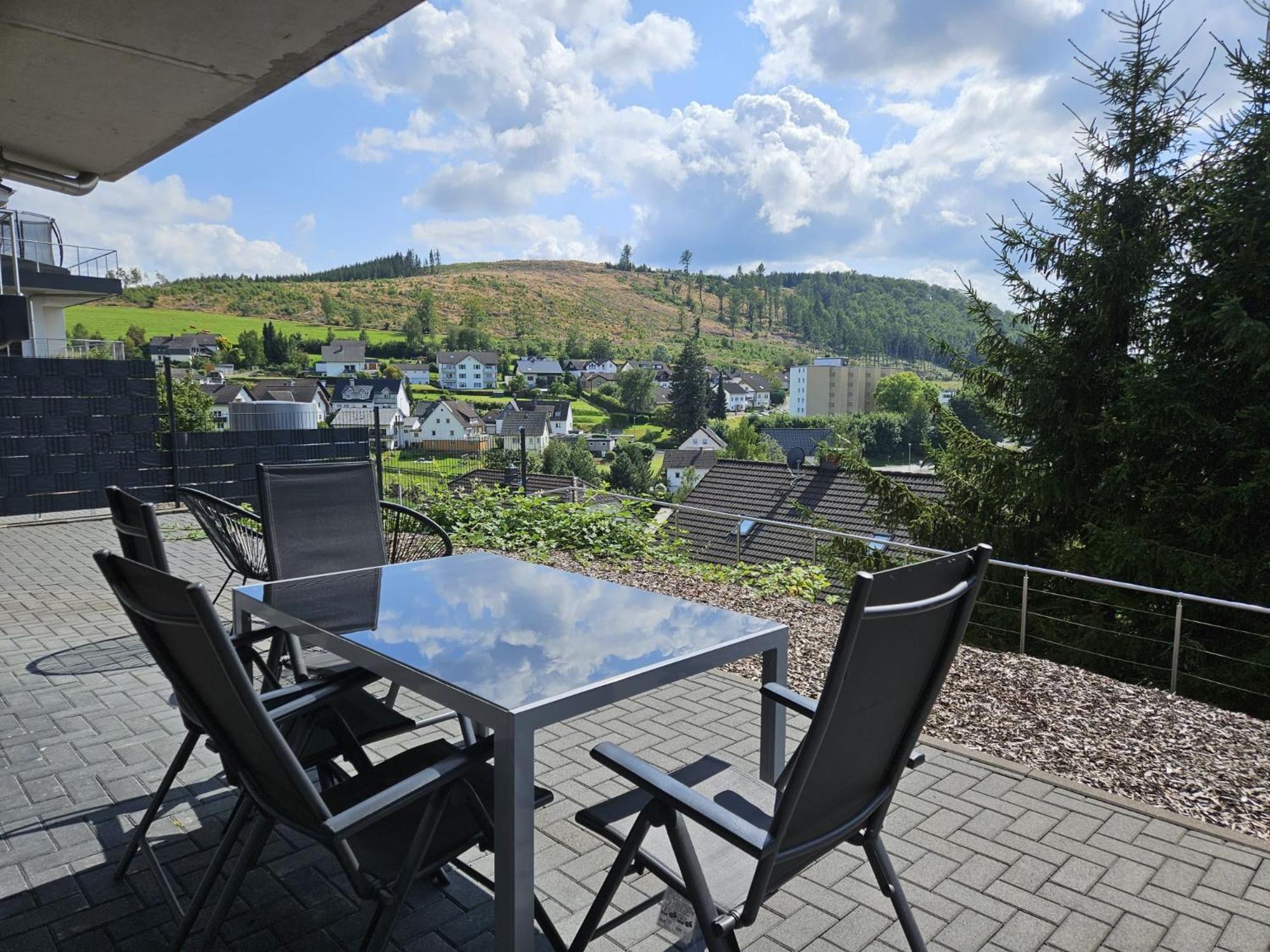 Stilvolle Wohnung Mit Blick Und Selbst-Check-In Bad Berleburg Zewnętrze zdjęcie
